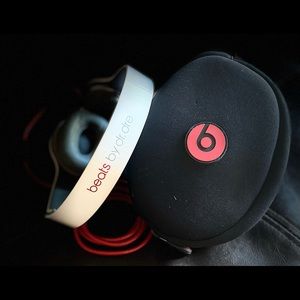 Beats by Dr. Dre Solo HD Wired White Headphones